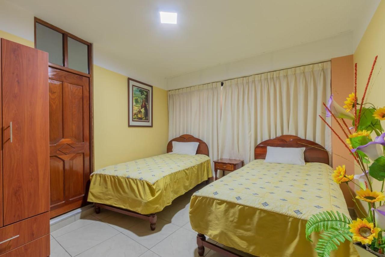 Hotel El Vuelo Del Condor Tarma Bagian luar foto